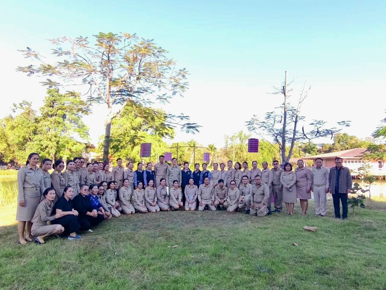 🥦 พช.แวงน้อย : ร่วมกิจกรรม “ผู้นำทำก่อน ปลูกผัก ปลูกรัก กับ พช.” สร้างความมั่นคงทางอาหาร 🥬🥦(Good Food Security) ตามแนวพระราชดำริสมเด็จพระกนิษฐาธิราชเจ้า กรมสมเด็จพระเทพรัตนราชสุดาฯสยามบรมราชกุมารี