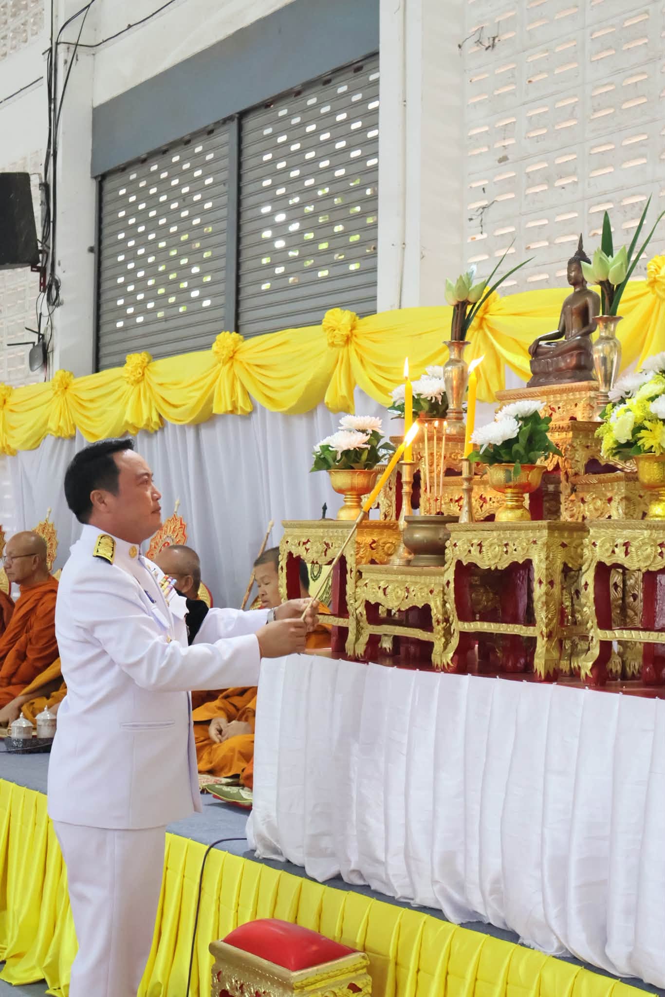 พช.แวงน้อย ร่วมพิธีเจริญพระพุทธมนต์และพิธีทำบุญตักบาตร ถวายพระราชกุศล แด่พระบาทสมเด็จพระเจ้าอยู่หัว เนื่องในโอกาสวันเฉลิมพระชนมพรรษา 28 กรกฎาคม 2569